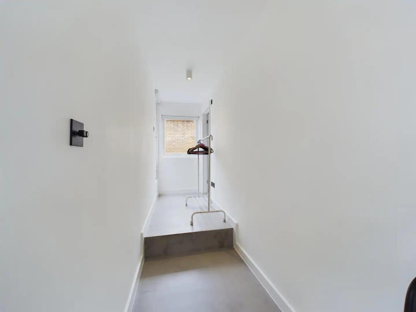 Pass The Keys Stylish Flat Heart Of Hackney Apartment